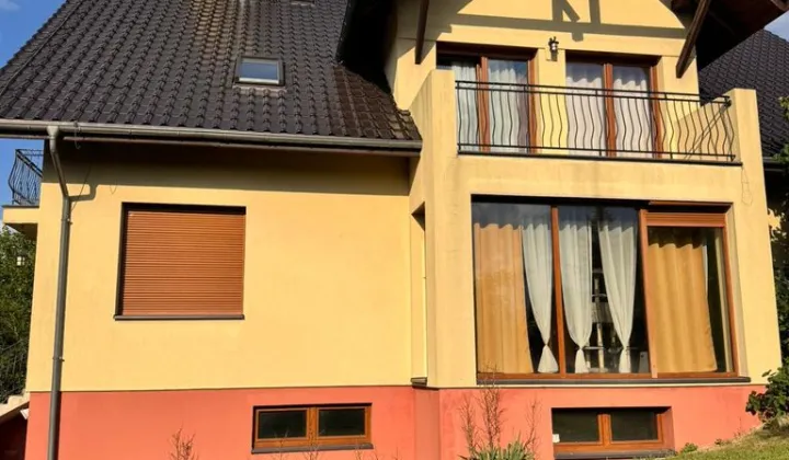 dom wolnostojący, 8 pokoi Zbrosławice, ul. Kościuszki