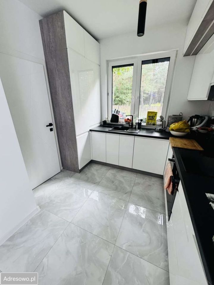 dom wolnostojący, 4 pokoje Czerwona Wola. Zdjęcie 16