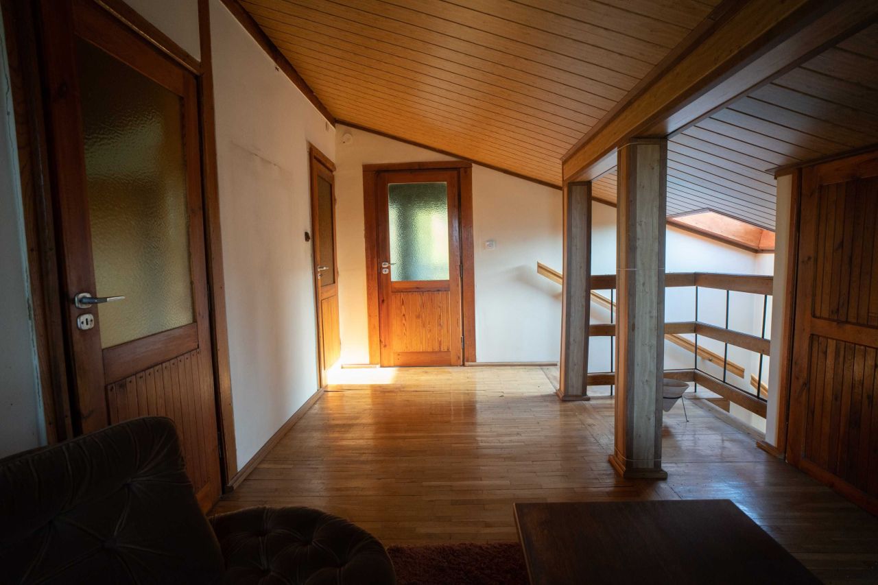 dom wolnostojący, 4 pokoje Siedlisko. Zdjęcie 2