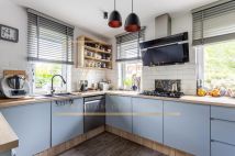 bliźniak, 6 pokoi Łazy. Zdjęcie 4