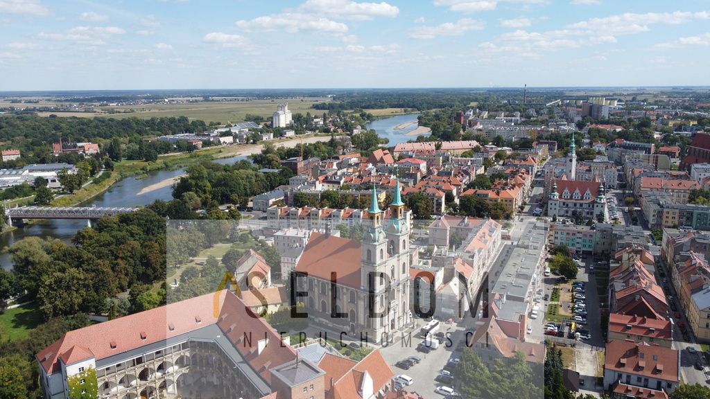 Mieszkanie 2-pokojowe Brzeg, pl. Zamkowy. Zdjęcie 2