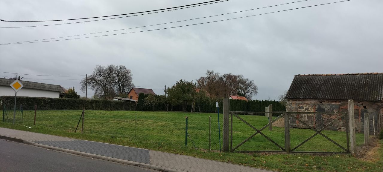 Działka budowlana Sarnik