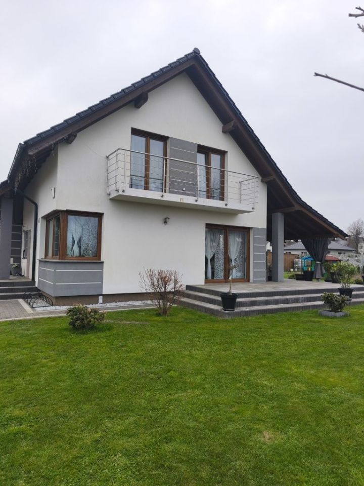 dom wolnostojący, 4 pokoje Wykroty. Zdjęcie 4