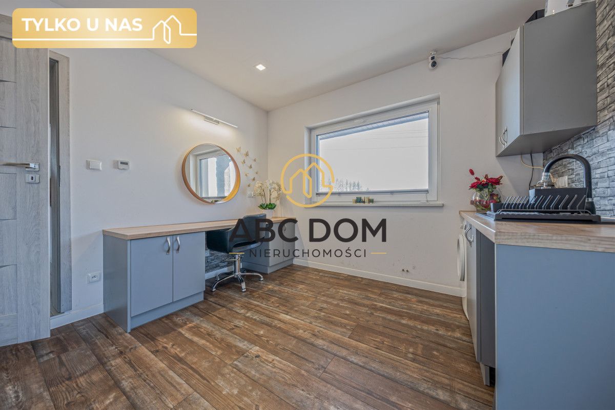 dom wolnostojący, 5 pokoi Sierakowice. Zdjęcie 14