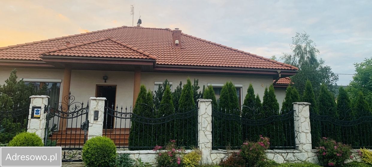 dom wolnostojący, 5 pokoi Nowy Sącz Zawada, ul. Kornela Makuszyńskiego
