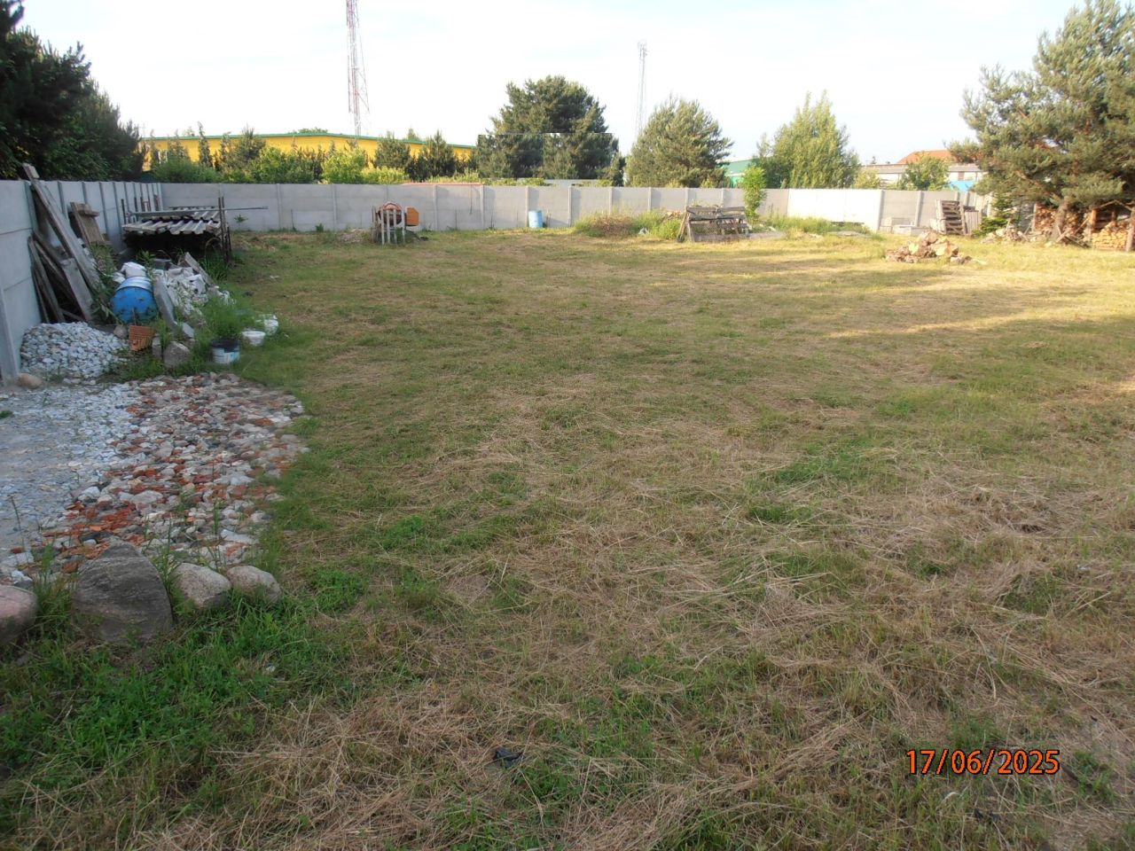 Działka inwestycyjna Jelcz-Laskowice Laskowice, ul. Aleja Młodych