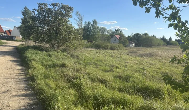 Działka budowlana Szczęsne