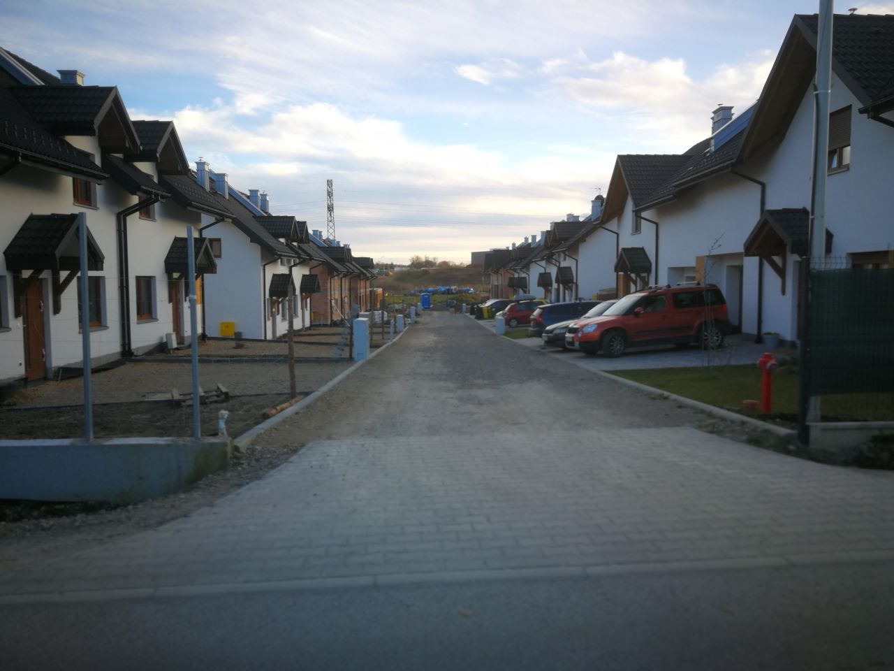 bliźniak, 4 pokoje Modlnica, ul. Wierzbowa