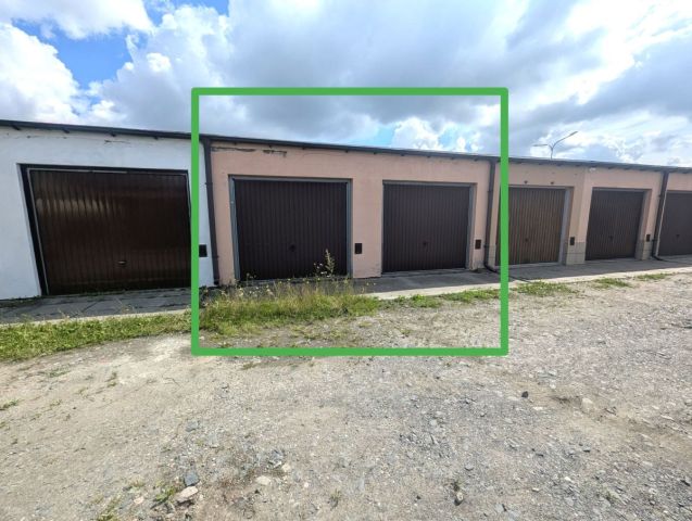 Garaż/miejsce parkingowe Gniew, os. Wincentego Witosa. Zdjęcie 1