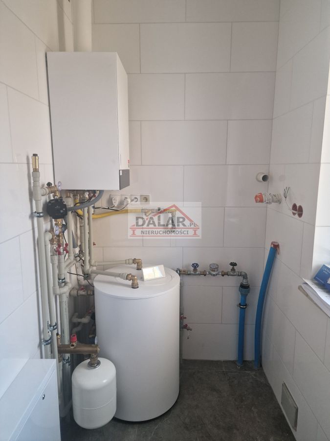 bliźniak, 6 pokoi Grobice. Zdjęcie 10