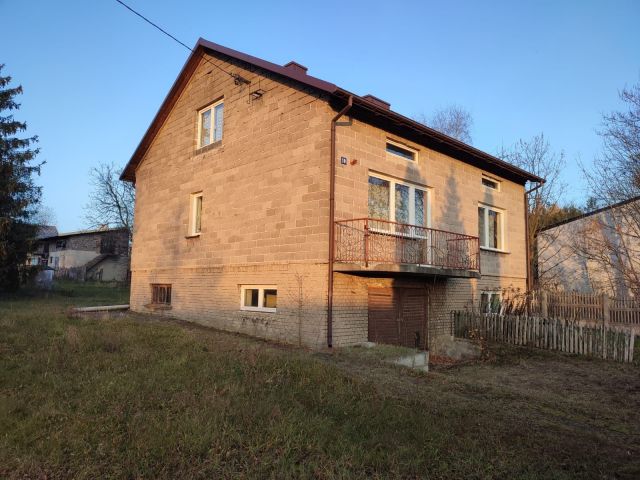 dom wolnostojący Wysoka Lelowska. Zdjęcie 1