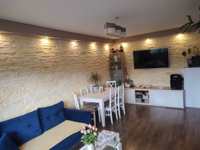 Mieszkanie 3-pokojowe Ełk, ul. Matki Teresy z Kalkuty. Zdjęcie 1