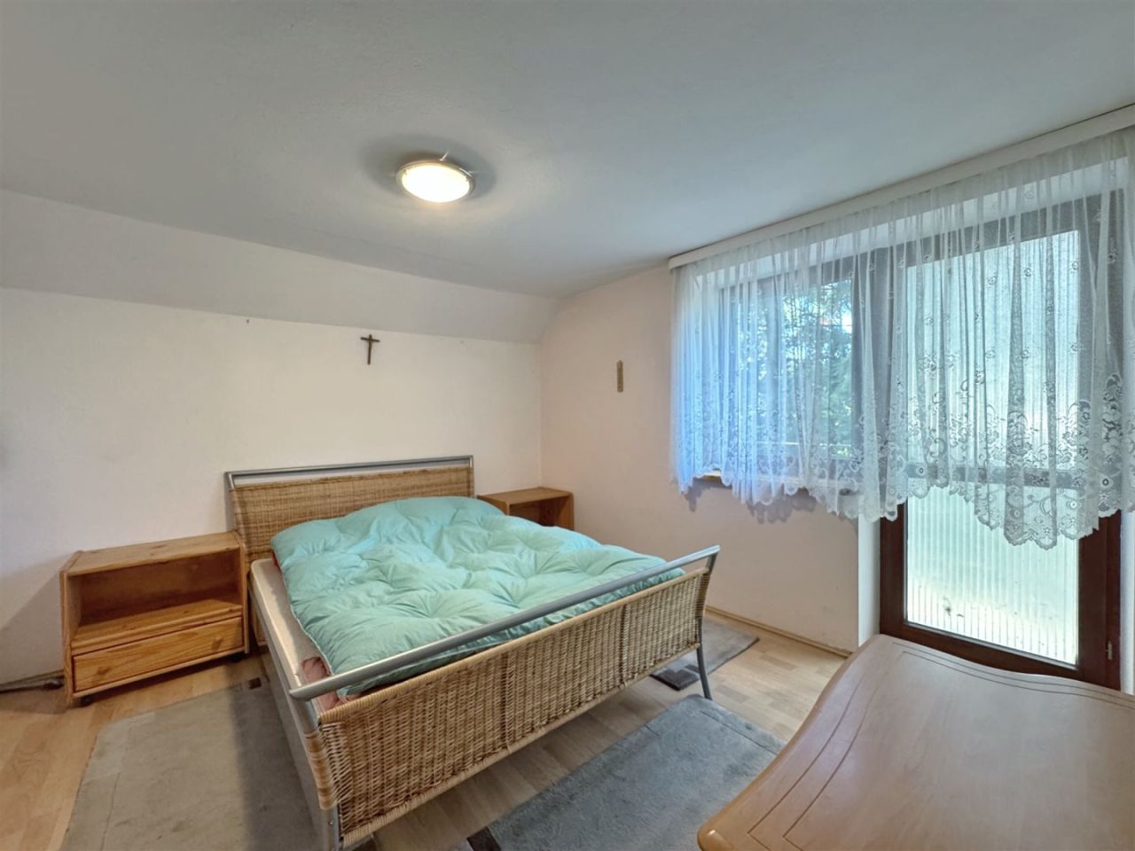 dom wolnostojący, 10 pokoi Berest. Zdjęcie 12