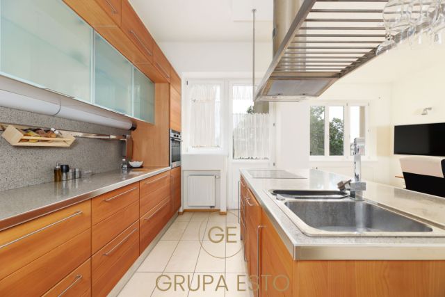 Mieszkanie 2-pokojowe Kraków Stare Miasto, ul. Smocza. Zdjęcie 4