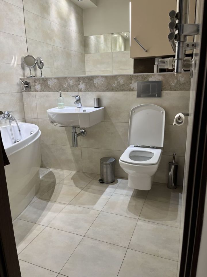 Mieszkanie 5-pokojowe Lublin Konstantynów, ul. Bohaterów Monte Cassino. Zdjęcie 6