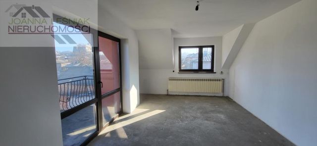 dom wolnostojący, 7 pokoi Podzamcze, ul. Zuzanka. Zdjęcie 4