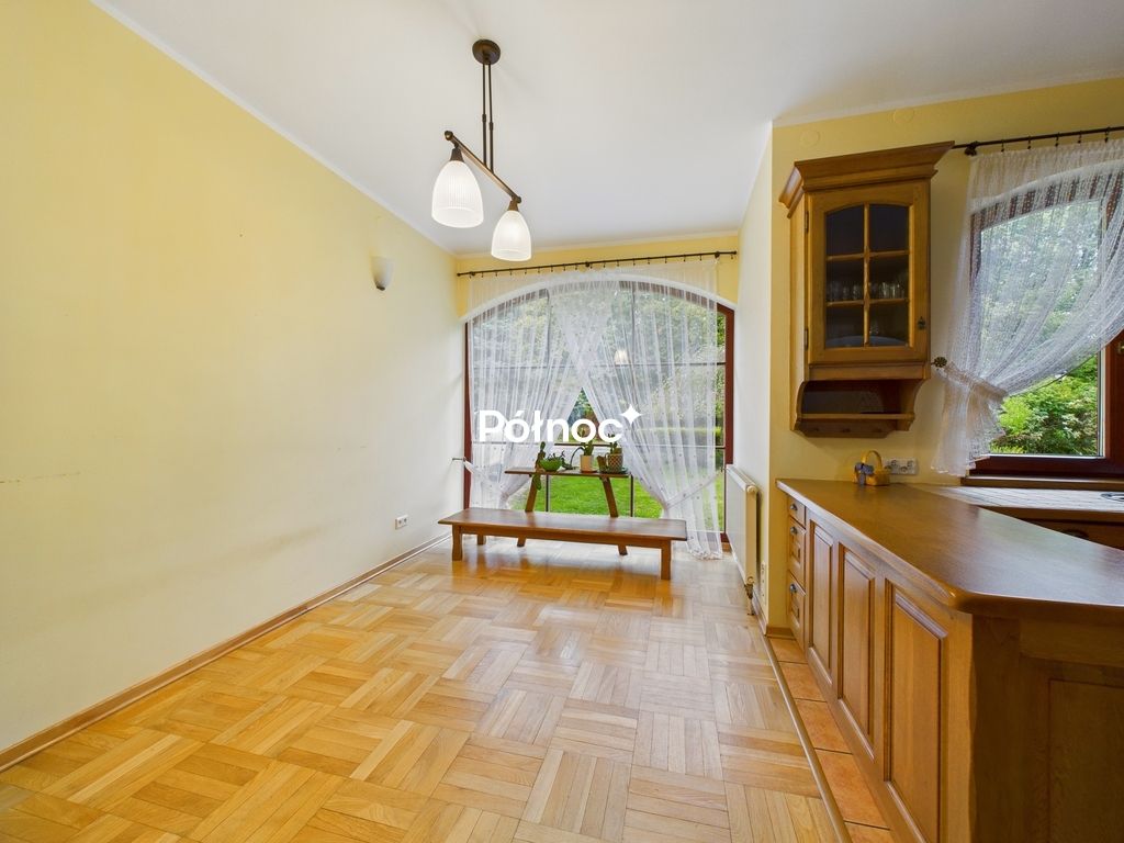dom wolnostojący, 8 pokoi Baranów Sandomierski, ul. Podzamcze. Zdjęcie 15