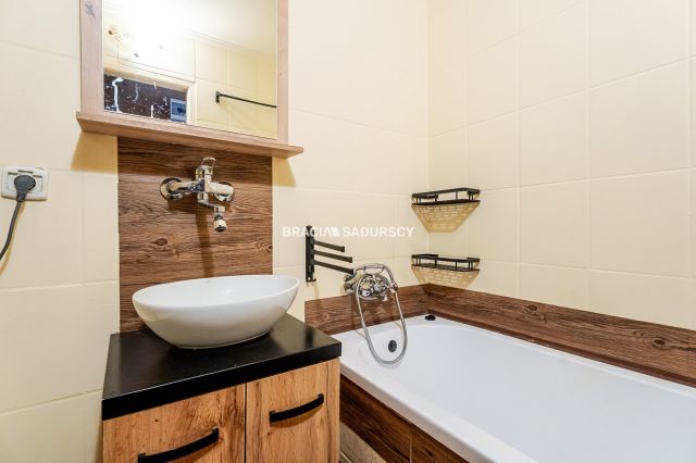 Mieszkanie 3-pokojowe Sułkowice, ul. Szkolna. Zdjęcie 14