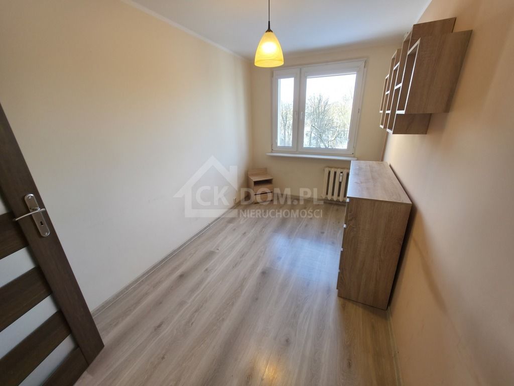 Mieszkanie 3-pokojowe Kielce, ul. Karczówkowska. Zdjęcie 4