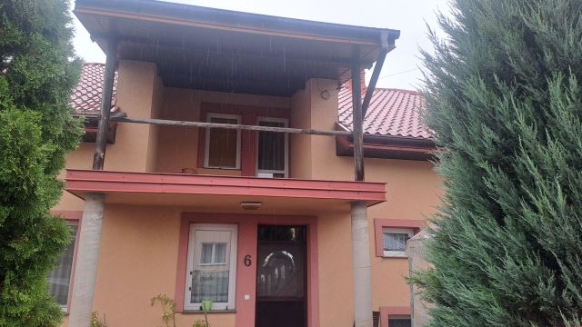 dom wolnostojący, 5 pokoi Gąbin. Zdjęcie 1