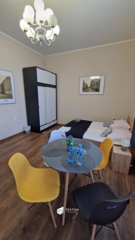 Mieszkanie 10-pokojowe Gniezno, ul. Poznańska. Zdjęcie 28