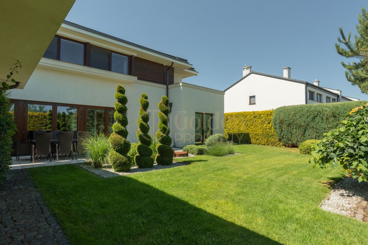 dom wolnostojący, 7 pokoi Straszyn, ul. Jowisza. Zdjęcie 7