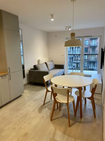 Mieszkanie 3-pokojowe Wrocław Śródmieście, ul. gen. Antoniego Madalińskiego. Zdjęcie 1