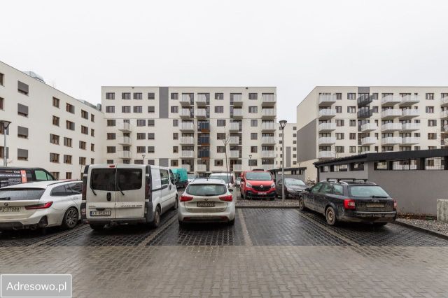 Mieszkanie 2-pokojowe Kraków Czyżyny, ul. Romana Ciesielskiego. Zdjęcie 1