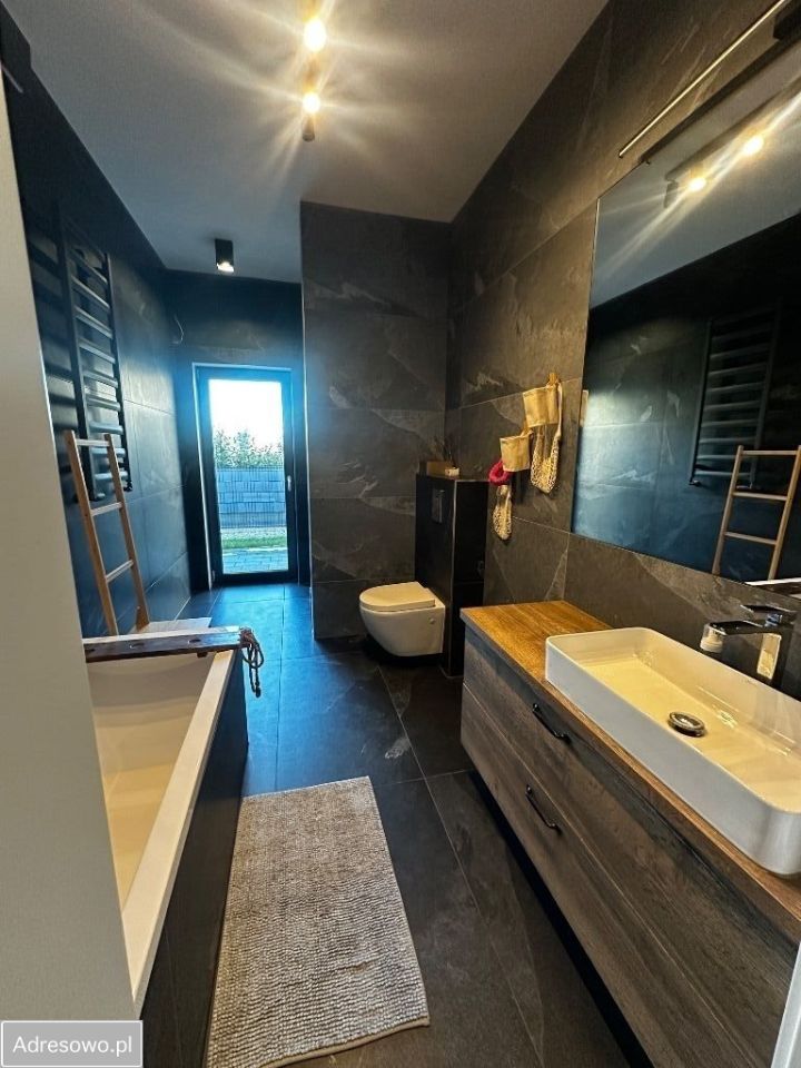 dom wolnostojący, 4 pokoje Lubin. Zdjęcie 4