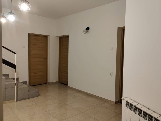 dom wolnostojący Krosno Białobrzegi, ul. Stanisława Moniuszki. Zdjęcie 1