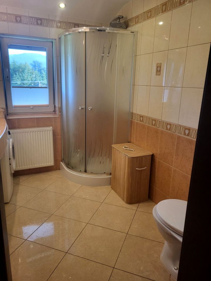 dom wolnostojący, 8 pokoi Męcina. Zdjęcie 2