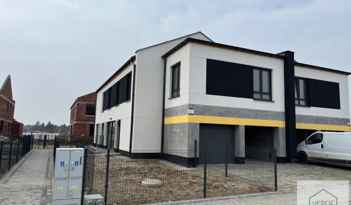 bliźniak, 4 pokoje Szczytniki