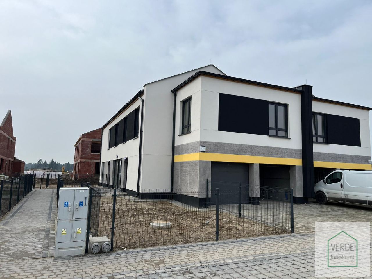 bliźniak, 4 pokoje Szczytniki