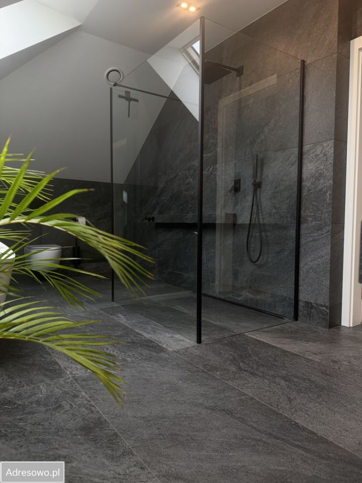 dom wolnostojący, 5 pokoi Bobrowniki. Zdjęcie 13