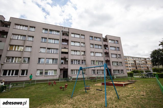 Mieszkanie 3-pokojowe Oleśnica, ul. Łużycka. Zdjęcie 1