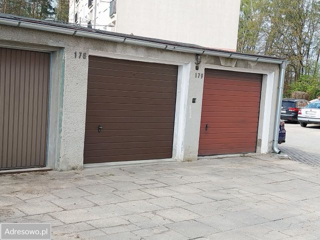 Garaż/miejsce parkingowe Gdynia Witomino, ul. Nauczycielska. Zdjęcie 1