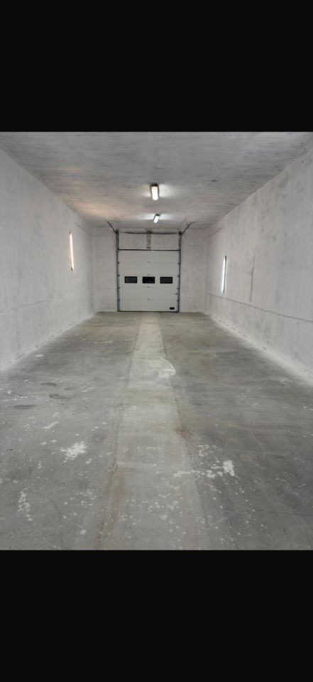 Hala/magazyn Kozły. Zdjęcie 2