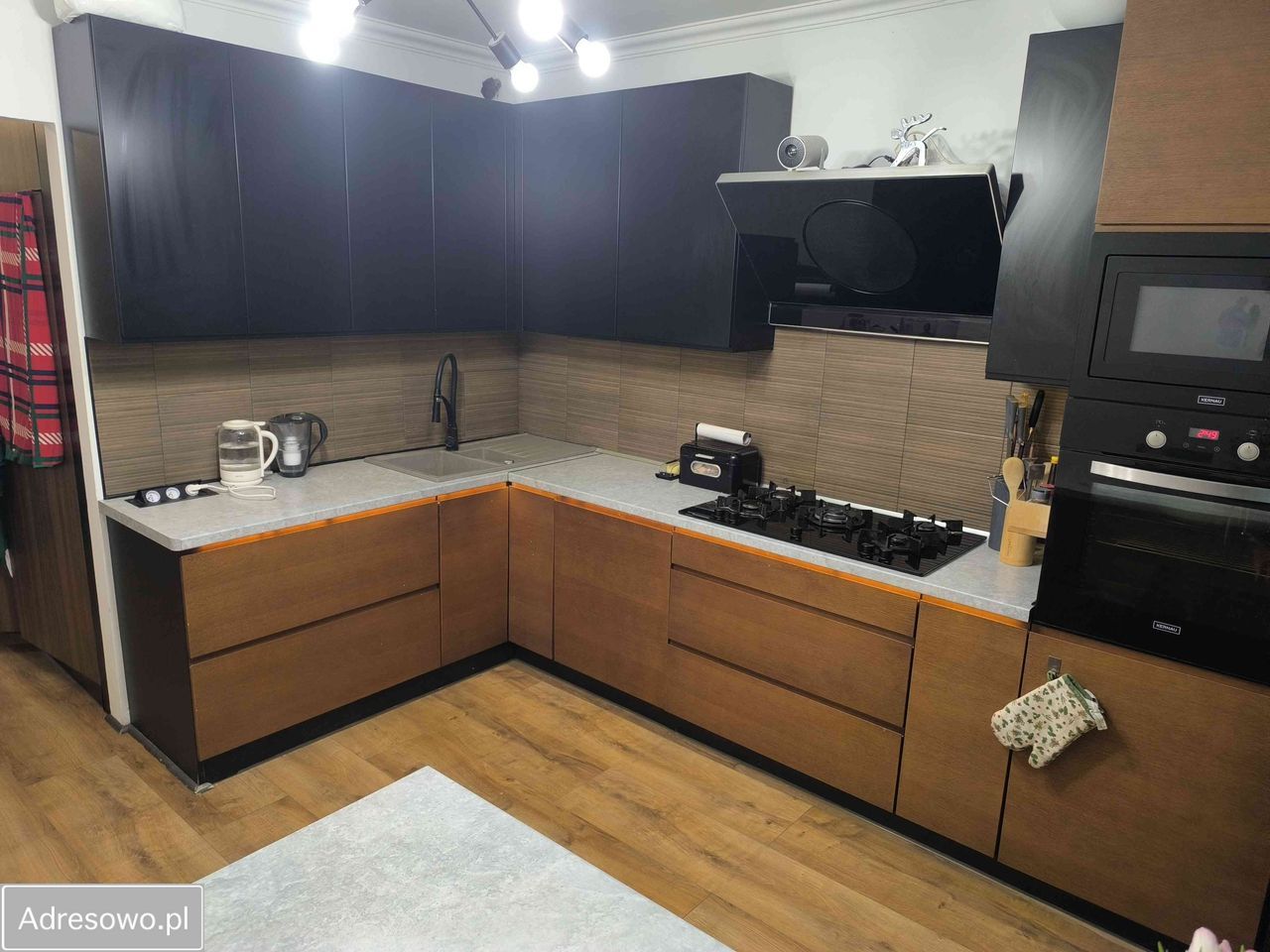 Mieszkanie 5-pokojowe Sosnowiec Kazimierz, ul. Władysława Broniewskiego. Zdjęcie 12