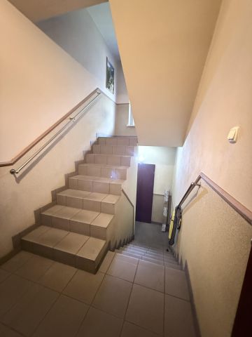dom wolnostojący, 6 pokoi Tarnowskie Góry Centrum, ul. Radosna. Zdjęcie 14