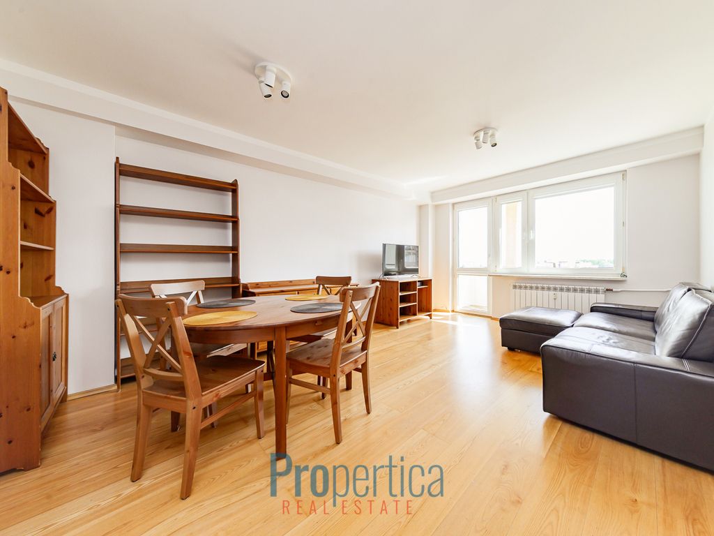 Mieszkanie 3-pokojowe Warszawa Gocław, ul. Stanisława Rogalskiego