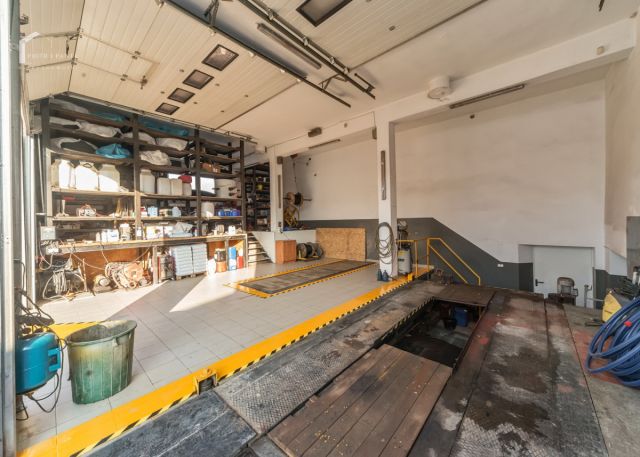 Lokal Bielsko-Biała, ul. Ignacego Daszyńskiego. Zdjęcie 18