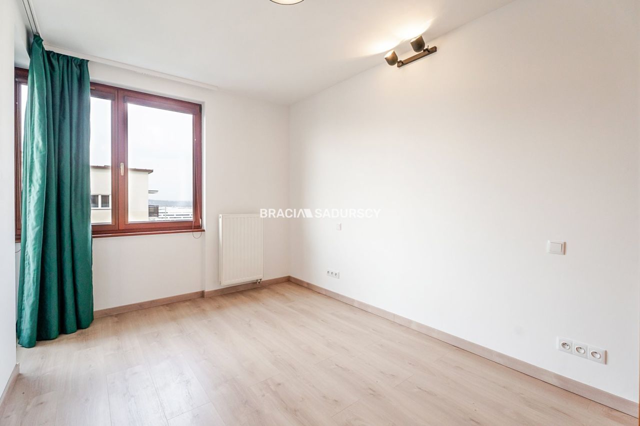 Mieszkanie 3-pokojowe Kraków Dębniki, ul. Czerwone Maki. Zdjęcie 7