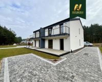 bliźniak, 5 pokoi Stężyca