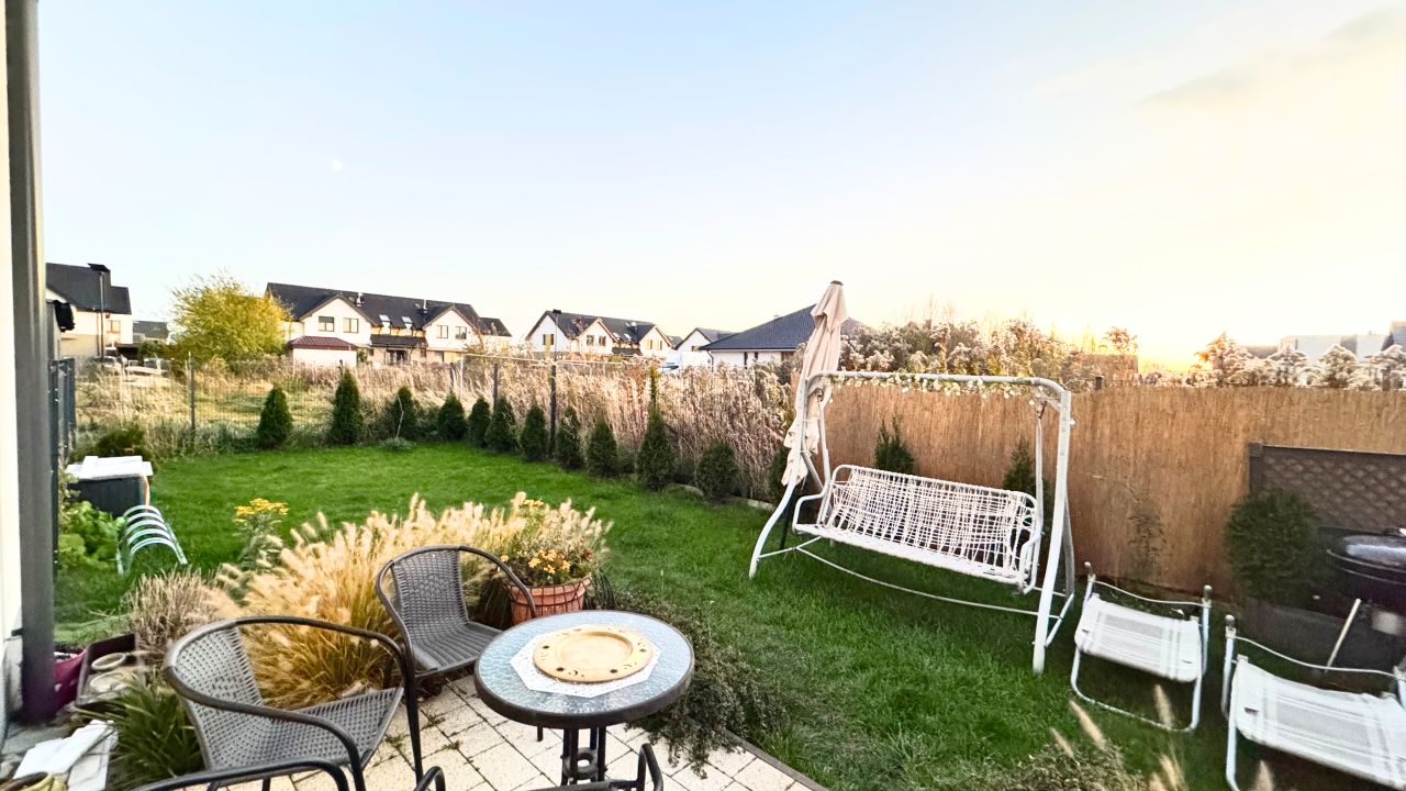 dom szeregowy, 4 pokoje Siechnice, ul. Bzowa. Zdjęcie 5