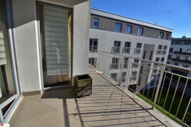 Mieszkanie 3-pokojowe Ząbki, ul. Skrajna. Zdjęcie 10