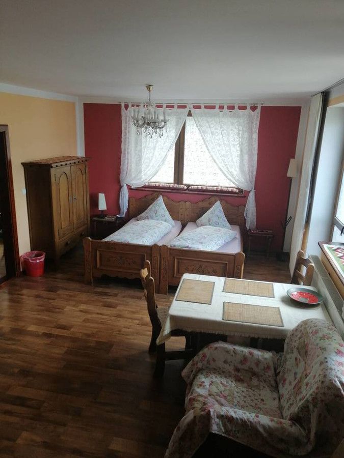 dom wolnostojący, 11 pokoi Ściegny. Zdjęcie 6