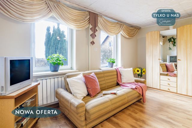 dom wolnostojący, 2 pokoje Morawki. Zdjęcie 6