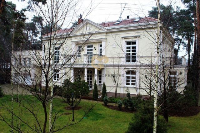 dom wolnostojący, 10 pokoi Konstancin-Jeziorna. Zdjęcie 3