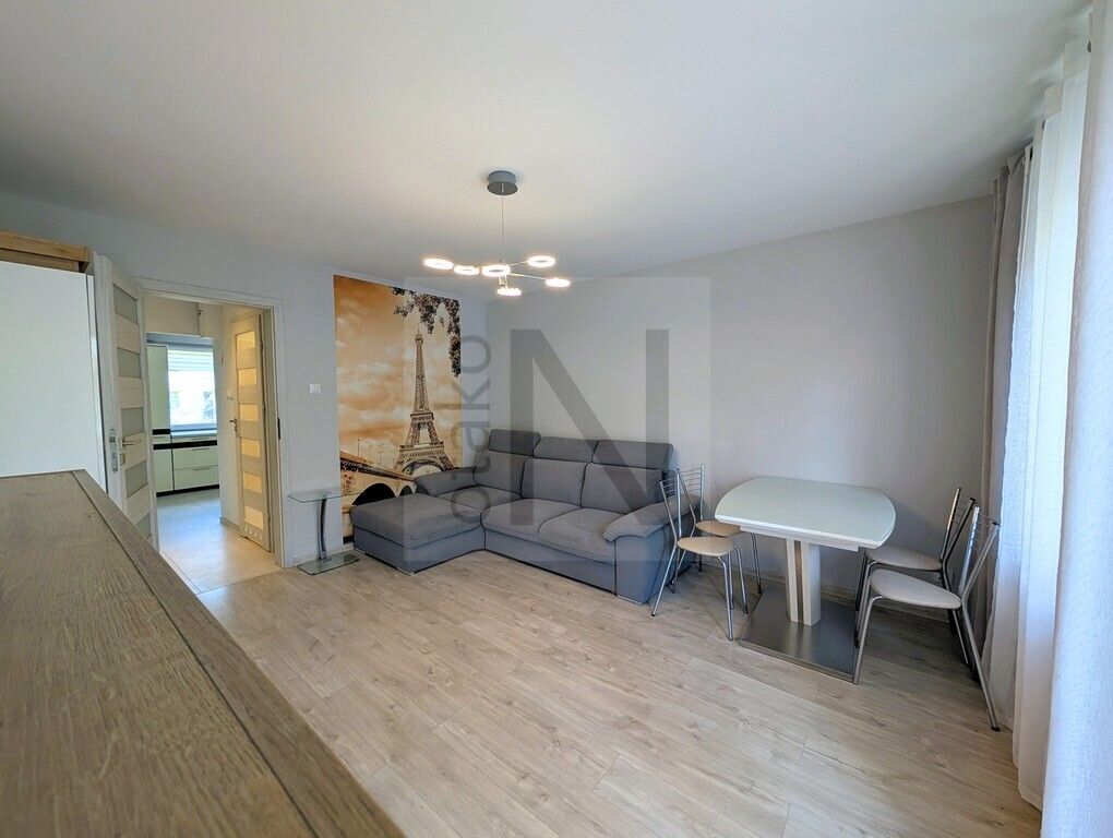 Mieszkanie 3-pokojowe Częstochowa Wrzosowiak. Zdjęcie 3