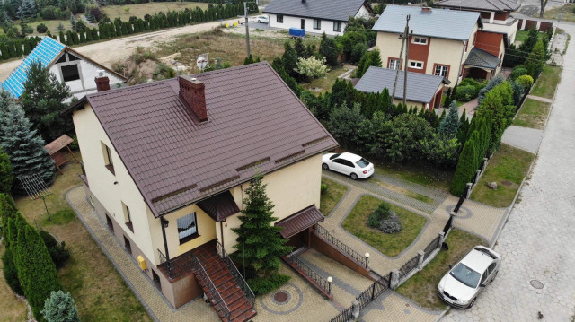 dom wolnostojący, 7 pokoi Szpęgawa, ul. Wierzbowa. Zdjęcie 1